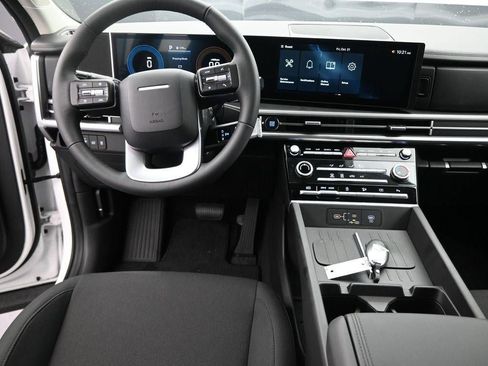 New 2026 Hyundai Santa Fe SE image 11