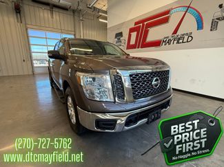 Used 2018 Nissan Titan SV video 1