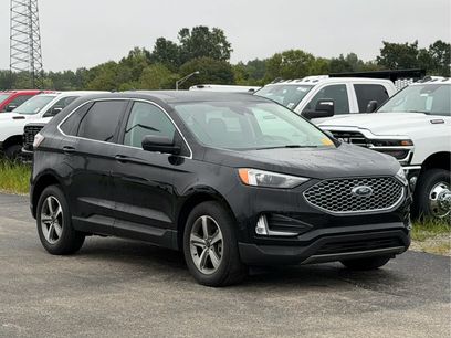 Used 2023 Ford Edge SEL w/ Convenience Package