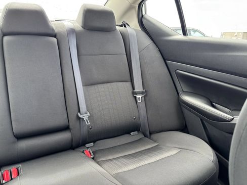 Used 2025 Nissan Altima 2.5 SV FWD image 36