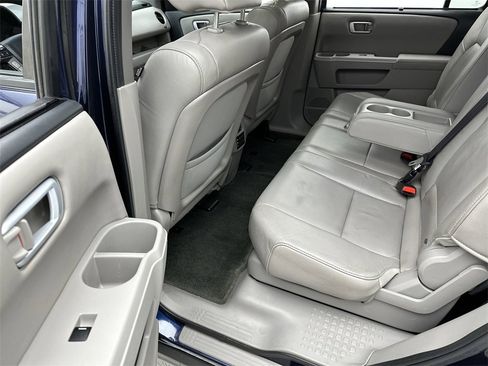 Used 2015 Honda Pilot Touring image 23