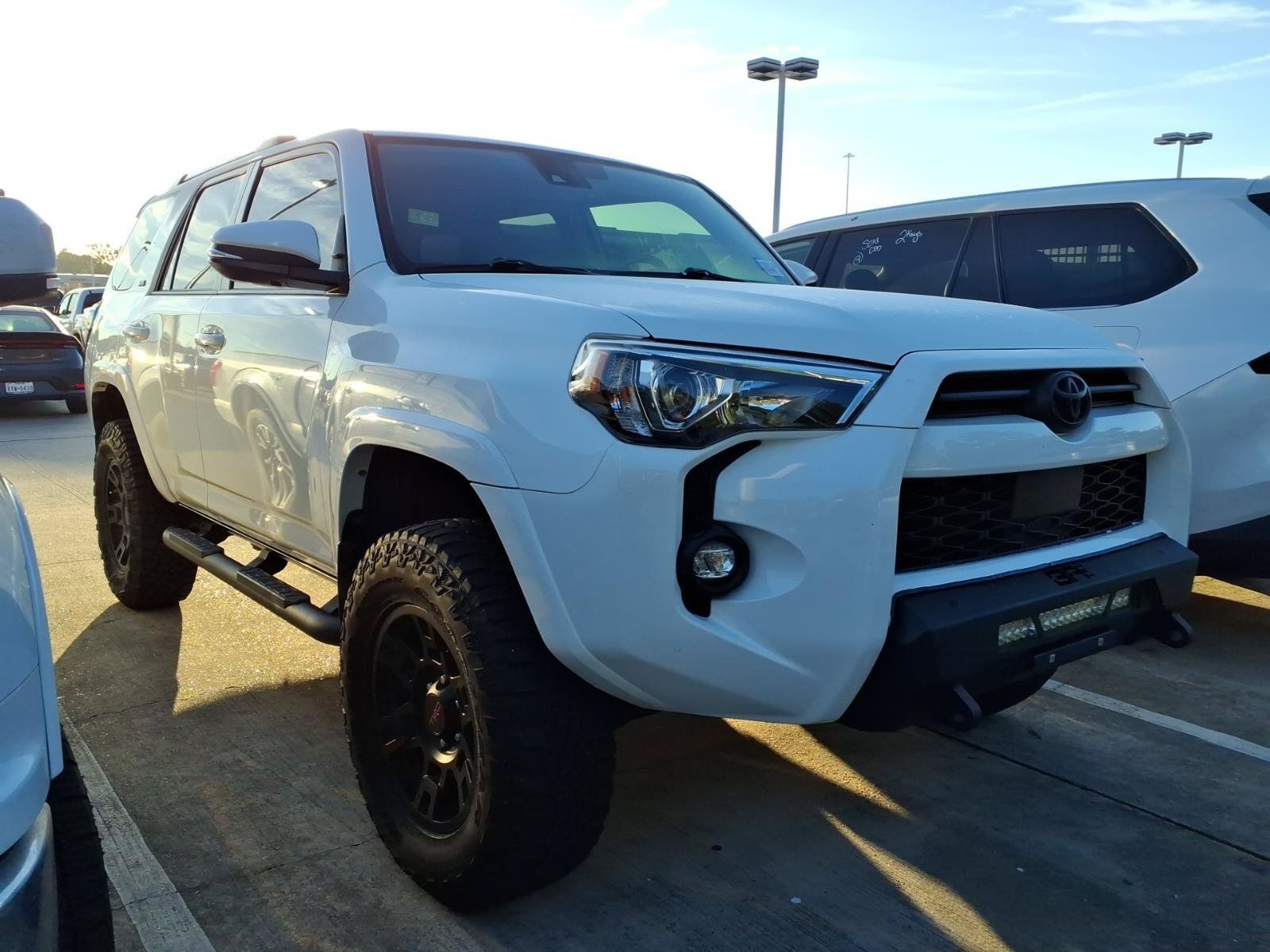Used 2021 Toyota 4Runner SR5 Premium w/ Moonroof Package AWD/4WD image 1