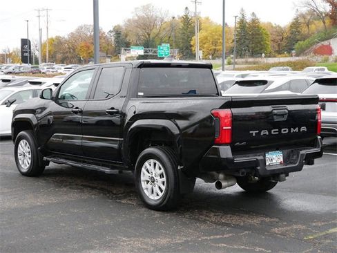 Used 2024 Toyota Tacoma SR5 image 4