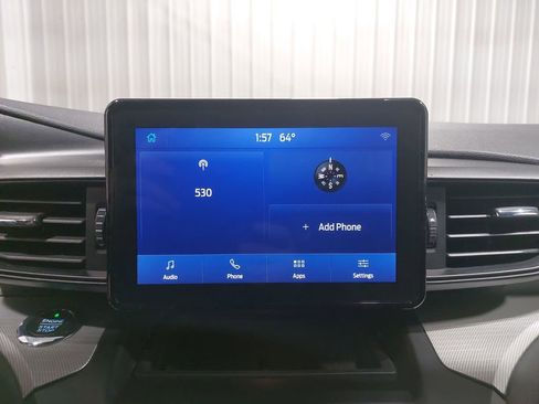 Used 2020 Ford Explorer XLT image 24