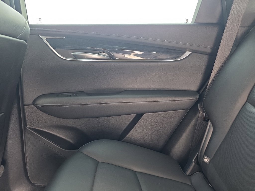 Used 2021 Cadillac XT5 Premium Luxury AWD/4WD image 11