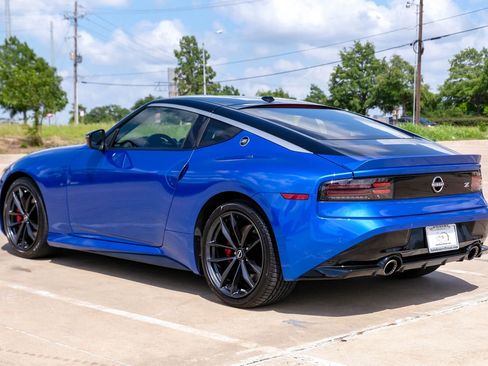 Used 2023 Nissan Z w/ Floor Mat Package (L93) RWD image 9
