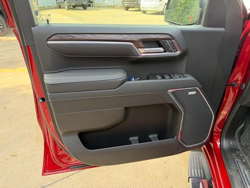 New 2026 GMC Sierra 1500 SLT w/ SLT Convenience Package AWD/4WD image 9