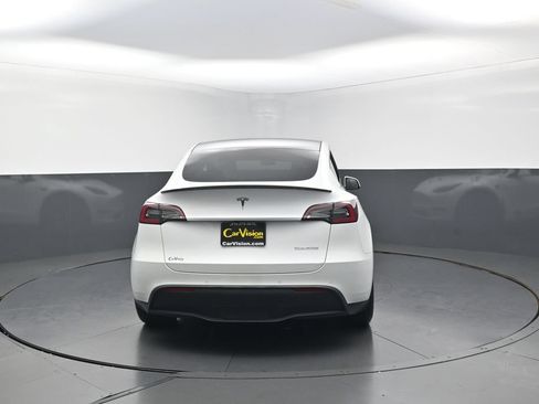 Used 2022 Tesla Model Y Performance AWD/4WD image 37