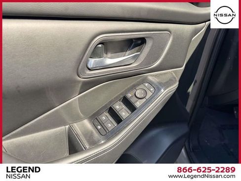Certified 2024 Nissan Rogue SV AWD/4WD image 13