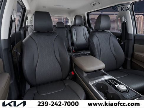 New 2026 Kia Carnival EX image 15