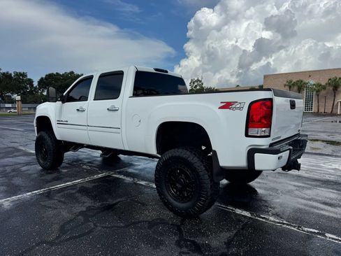 Used 2012 GMC Sierra 2500 Denali AWD/4WD image 8