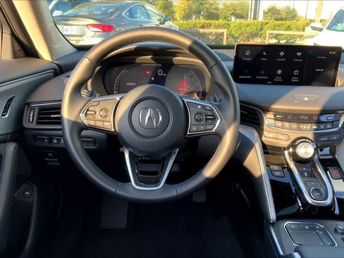 Certified 2025 Acura TLX w/ Technology Package image 5