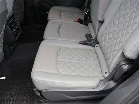 Used 2021 Audi SQ7 Prestige w/ Prestige Package AWD/4WD image 15