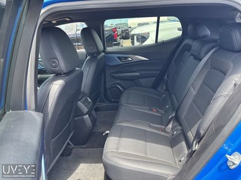 Used 2025 Chevrolet Equinox EV LT w/ Convenience Package FWD image 9