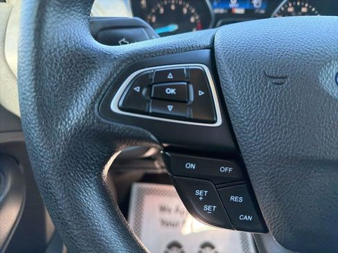 Used 2018 Ford Escape SE image 12