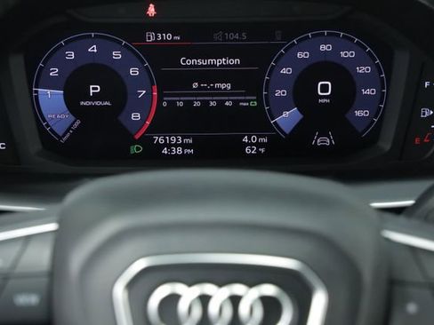 Used 2019 Audi Q3 2.0T Premium Plus image 14