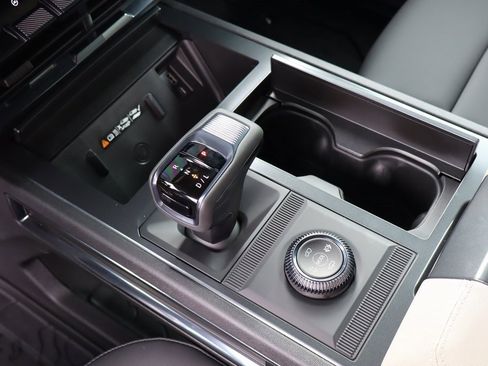 New 2026 GMC Hummer EV SUV w/ LPO, Dark Essentials Package image 21