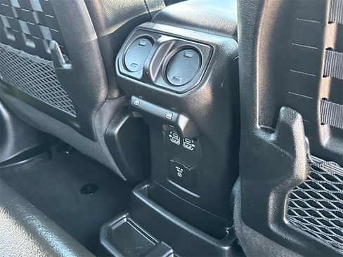 Certified 2023 Jeep Wrangler Unlimited Rubicon 4xe image 20