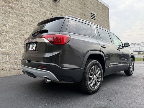 Used 2018 GMC Acadia SLT FWD image 3