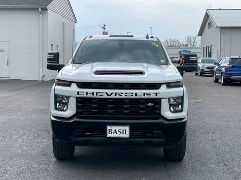 Used 2020 Chevrolet Silverado 2500 Custom w/ Custom Value Package image 9