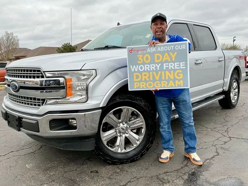 Used 2019 Ford F150 Lariat image 1