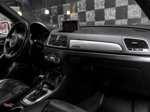 Used 2016 Audi Q3 2.0T Premium Plus w/ Technology Package image 11