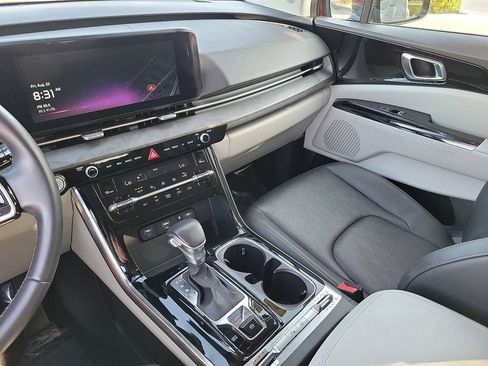 Used 2024 Kia Carnival SX image 13