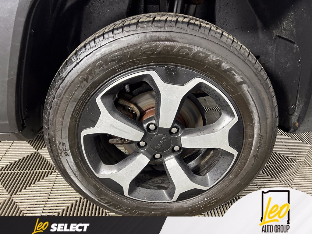 Used 2020 Jeep Renegade Sport w/ UConnect 7.0 Group AWD/4WD image 11
