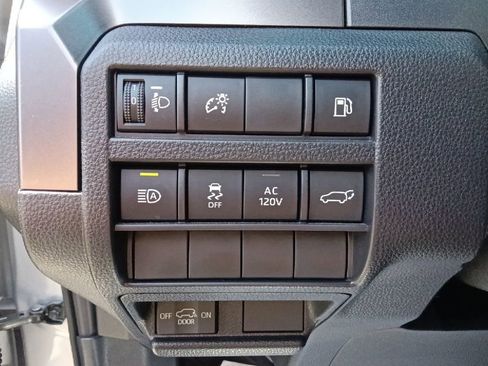 Used 2025 Toyota 4Runner TRD Off-Road Premium w/ Tow Technology Package AWD/4WD image 17