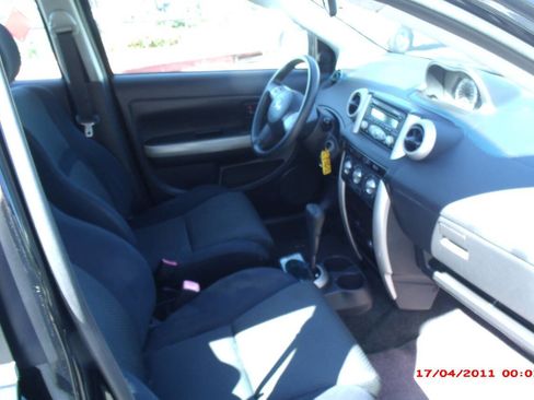 Used 2006 Scion xA image 12