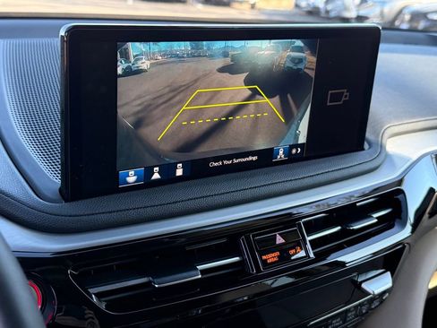 Certified 2025 Acura MDX SH-AWD image 27