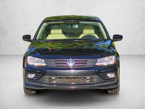 Used 2018 Volkswagen Jetta Wolfsburg Edition FWD image 2