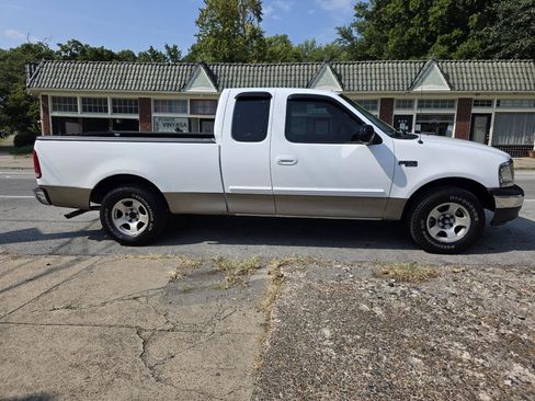 Used 2003 Ford F150 XL RWD image 6