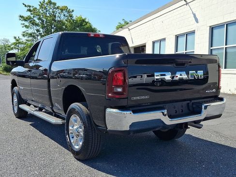 Used 2025 RAM 2500 Big Horn AWD/4WD image 7