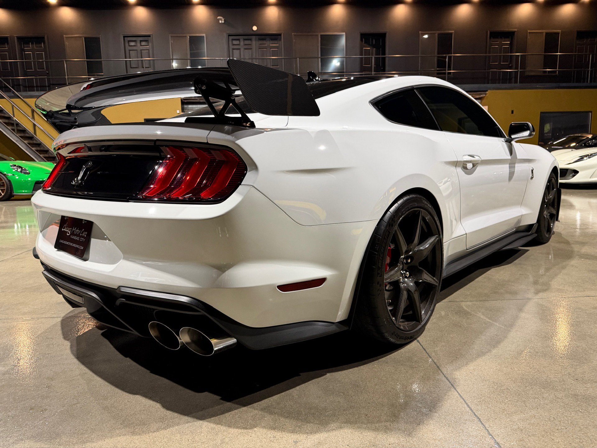 Used 2022 Ford Mustang Shelby GT500 w/ Carbon Fiber Track Pack RWD image 71