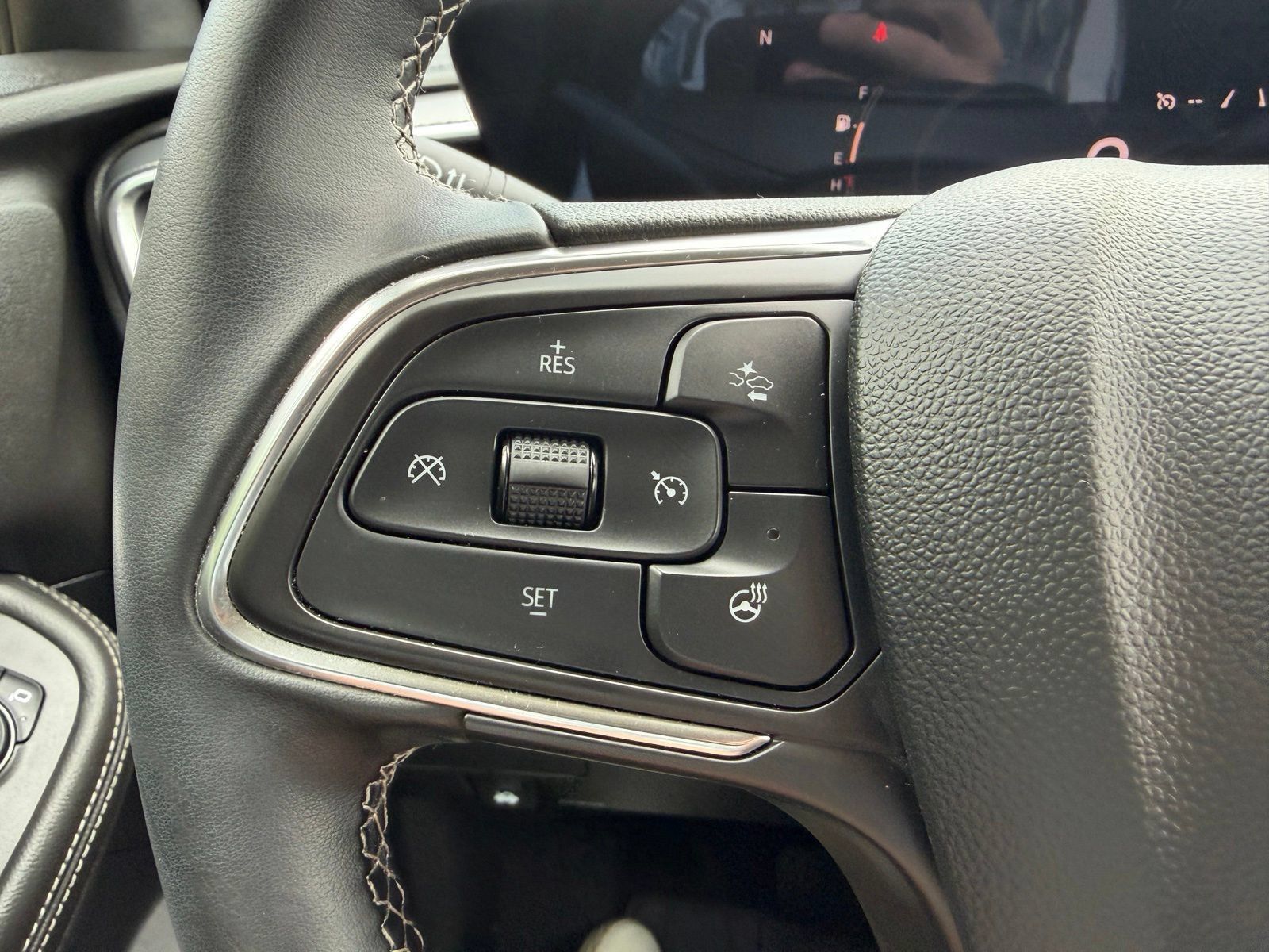 Used 2024 Buick Encore GX Preferred w/ Comfort Package FWD image 14