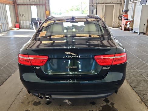 Used 2017 Jaguar XE Premium image 6