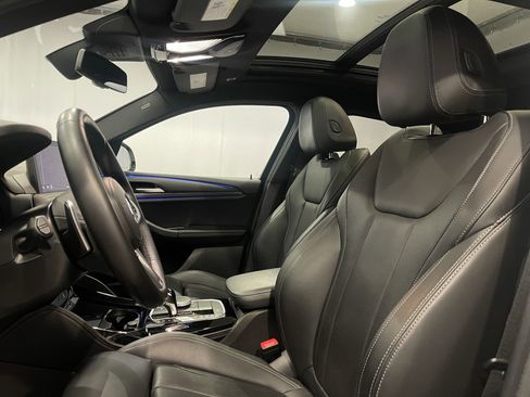 Used 2023 BMW X4 xDrive30i w/ M Sport Package image 11