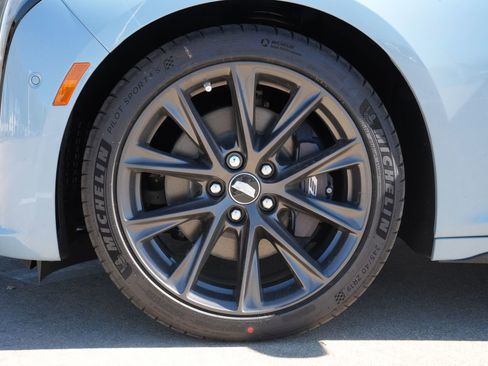 New 2026 Cadillac CT5 V image 30