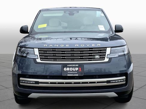 New 2026 Land Rover Range Rover SE image 2
