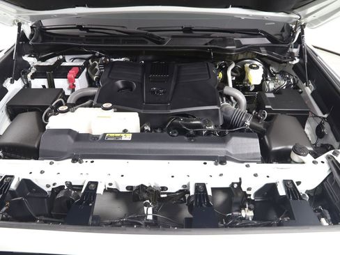 Used 2024 Toyota Tundra SR5 w/ SR5 Convenience Package AWD/4WD image 48