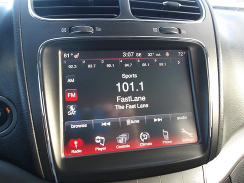 Used 2016 Dodge Journey Crossroad w/ Popular Equipment Group image 16