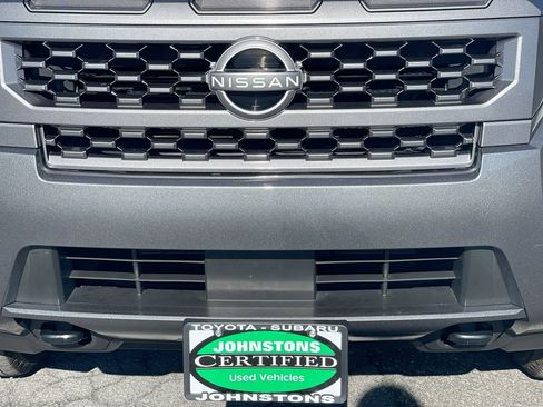Used 2025 Nissan Frontier SV w/ SV Convenience Package AWD/4WD image 19