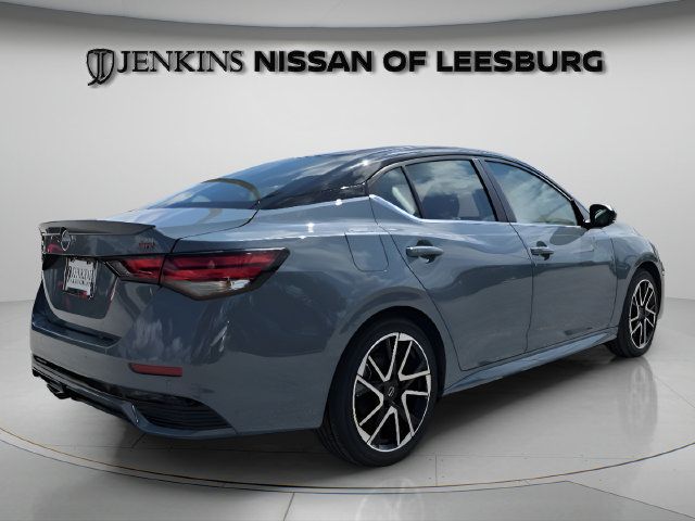 Certified 2025 Nissan Sentra SR FWD image 13