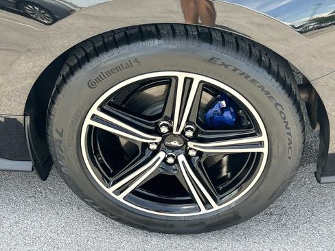 Used 2025 Ford Mustang Coupe RWD image 16