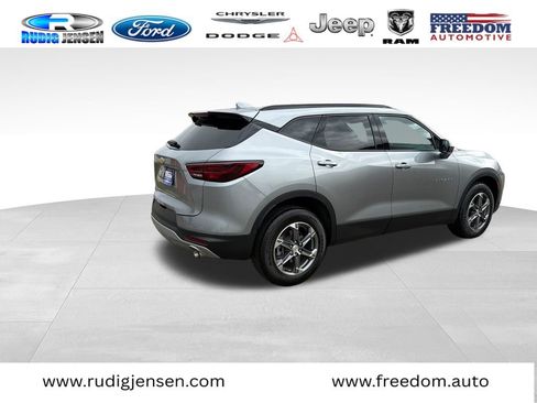 Used 2023 Chevrolet Blazer LT w/ Convenience Package AWD/4WD image 5