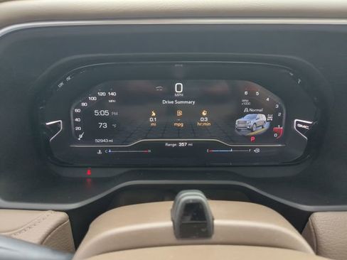 Used 2024 GMC Yukon XL Denali w/ Advanced Technology Package AWD/4WD image 18