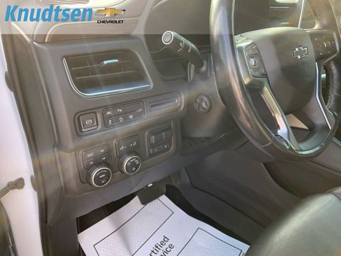 Used 2022 Chevrolet Suburban Z71 w/ Off-Road Capability Package AWD/4WD image 15