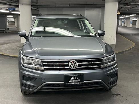 Used 2020 Volkswagen Tiguan SE w/ Panoramic Sunroof Package image 31