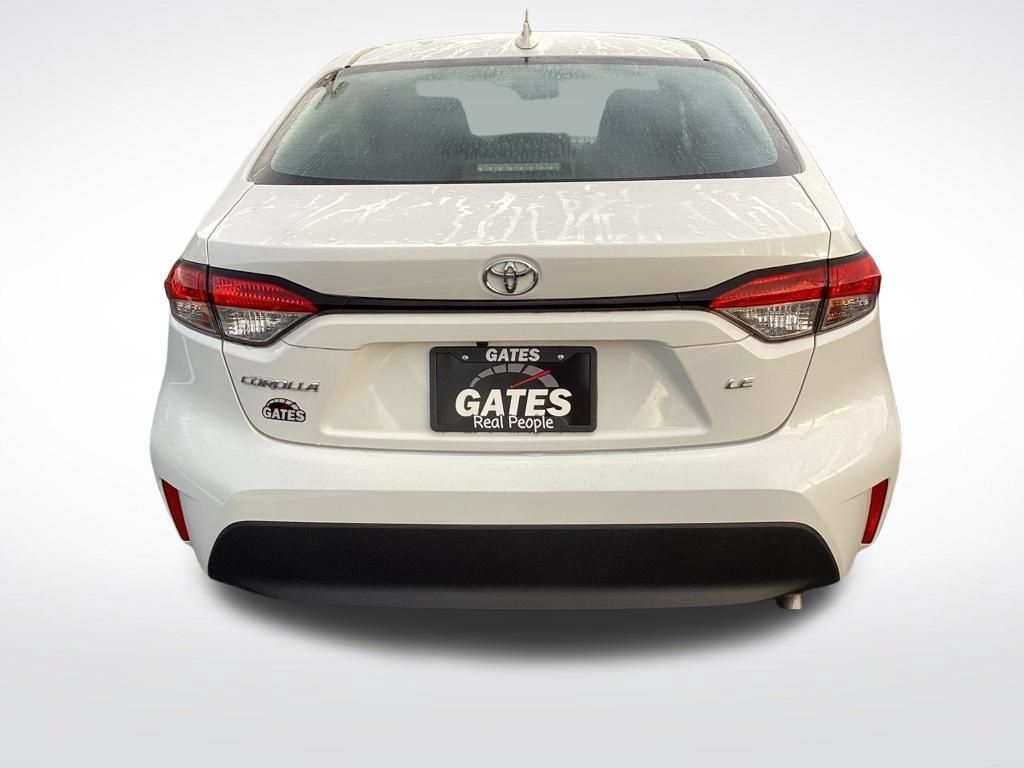 Used 2024 Toyota Corolla LE FWD image 8